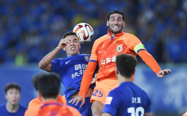 必一运动-卫冕冠军难了！三镇近8轮仅1胜 再谈争冠已不现实